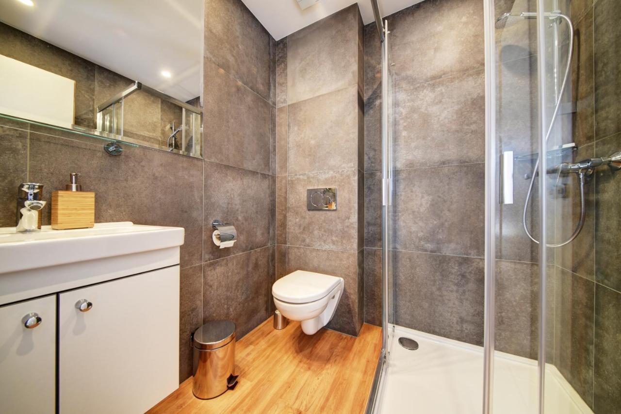 Fekete Sas Motel Esztergom Extérieur photo