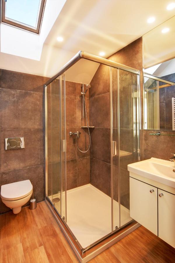 Fekete Sas Motel Esztergom Extérieur photo
